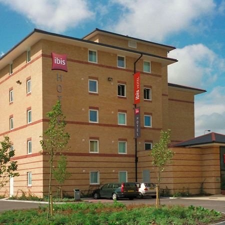 Ibis London Thurrock M25 Grays Bagian luar foto