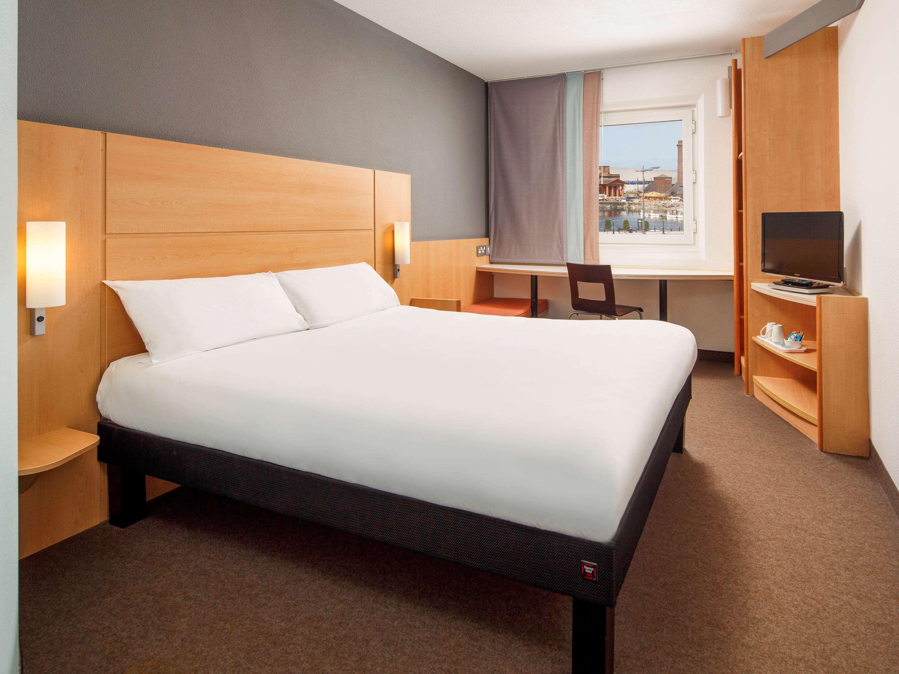 Ibis London Thurrock M25 Grays Bagian luar foto