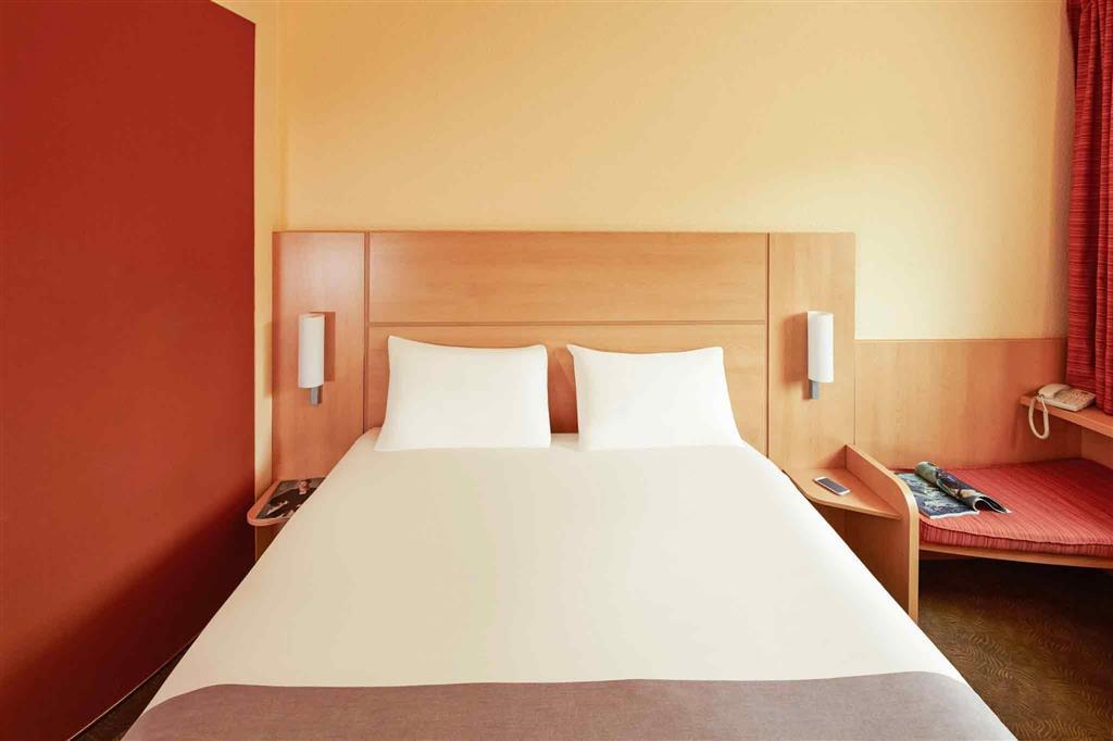 Ibis London Thurrock M25 Grays Bagian luar foto